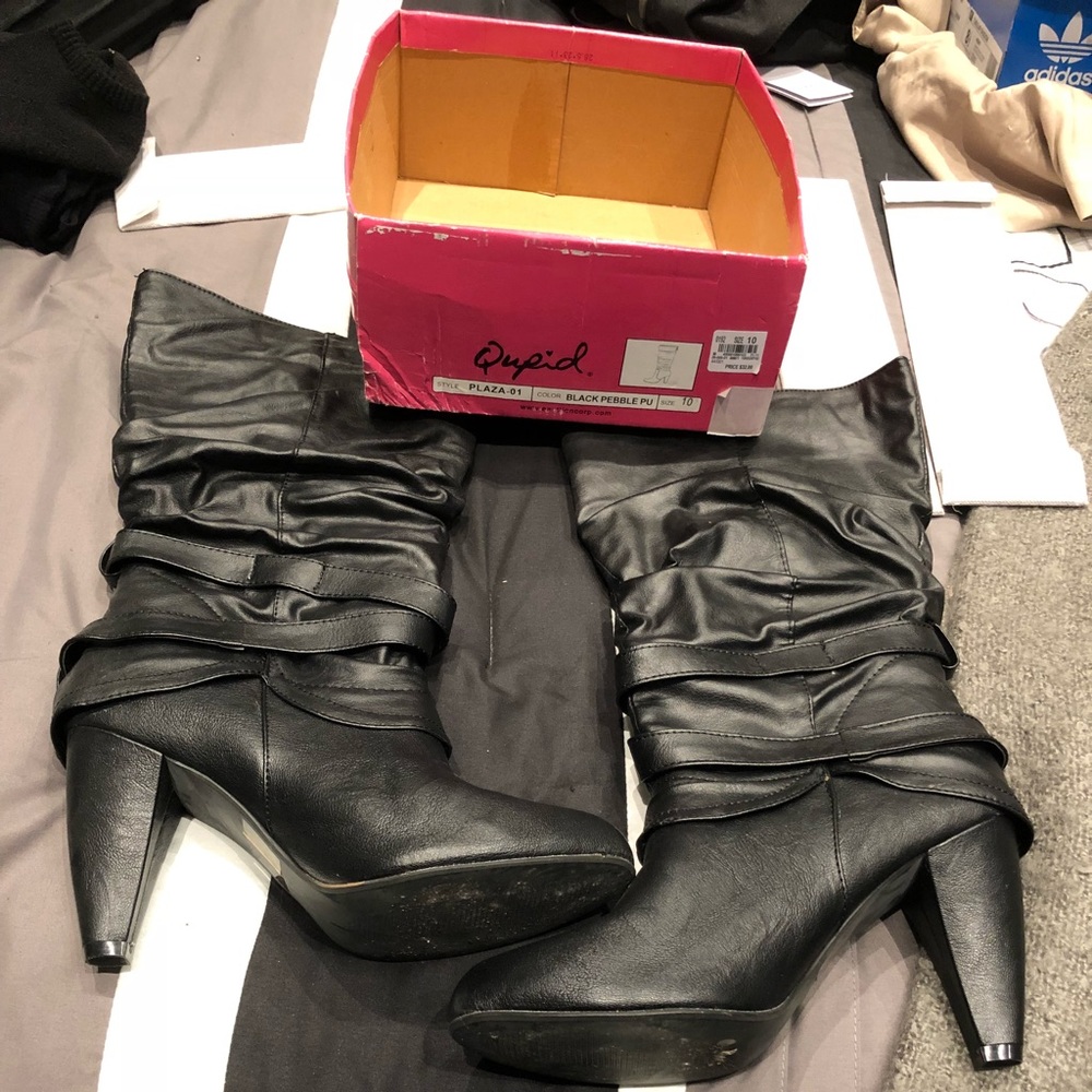 High heel boots